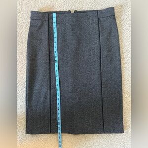 Ann Taylor Black and White Herringbone Skirt - NWOT